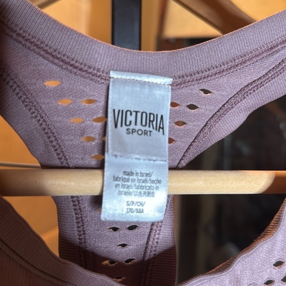 Victoria’s Secret VICTORIA SPORT Seamless Laser Cut Tank Top Size Small - Picture 4 of 7